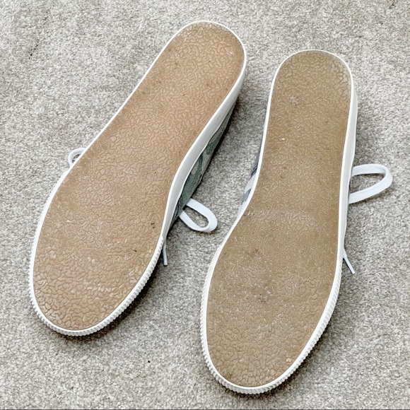 Steve Madden Emmi Camo Platform Sneaker - Picture 4 of 6